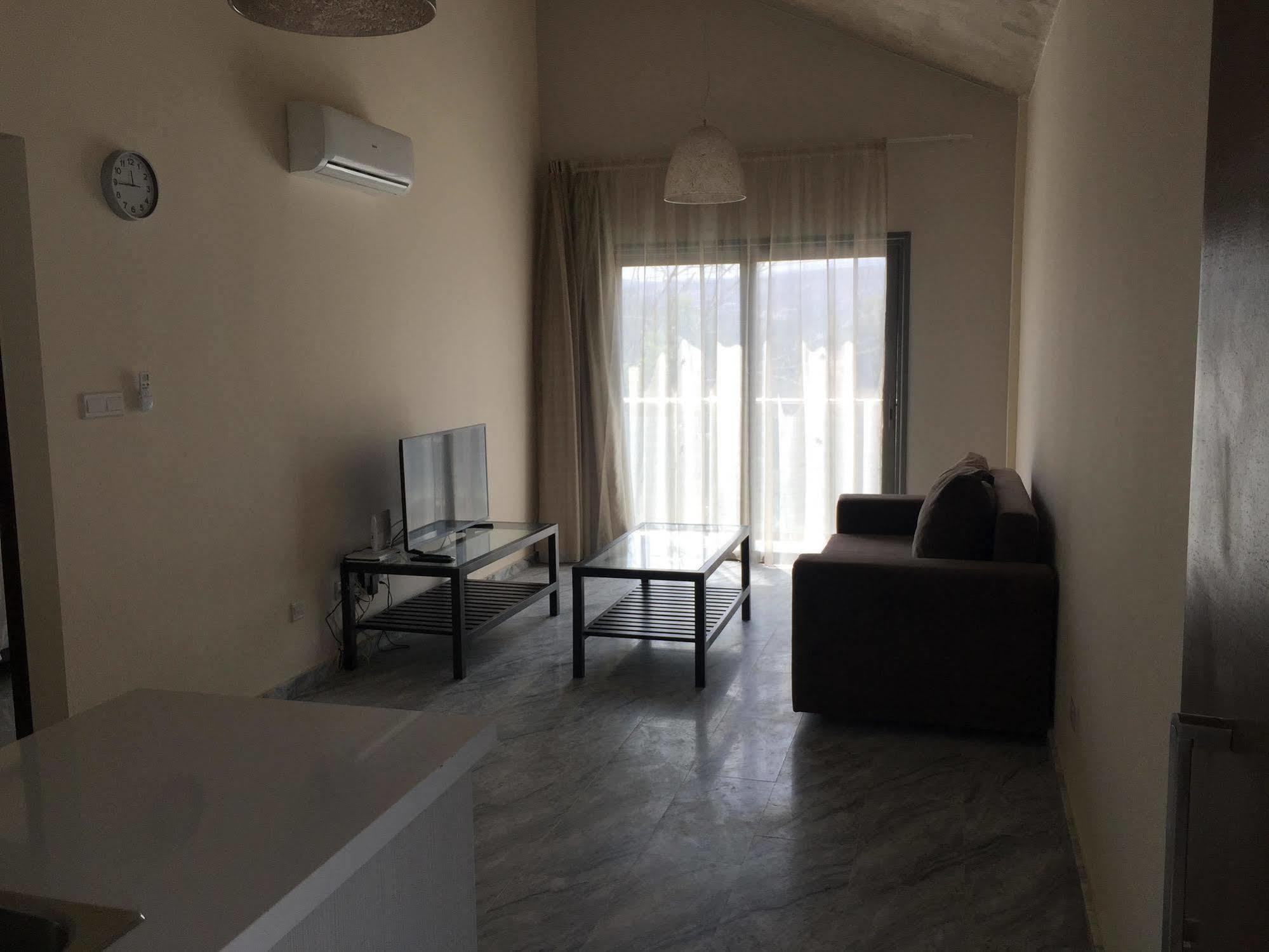Latchi Escape Hotel And Suites Polis Exterior photo