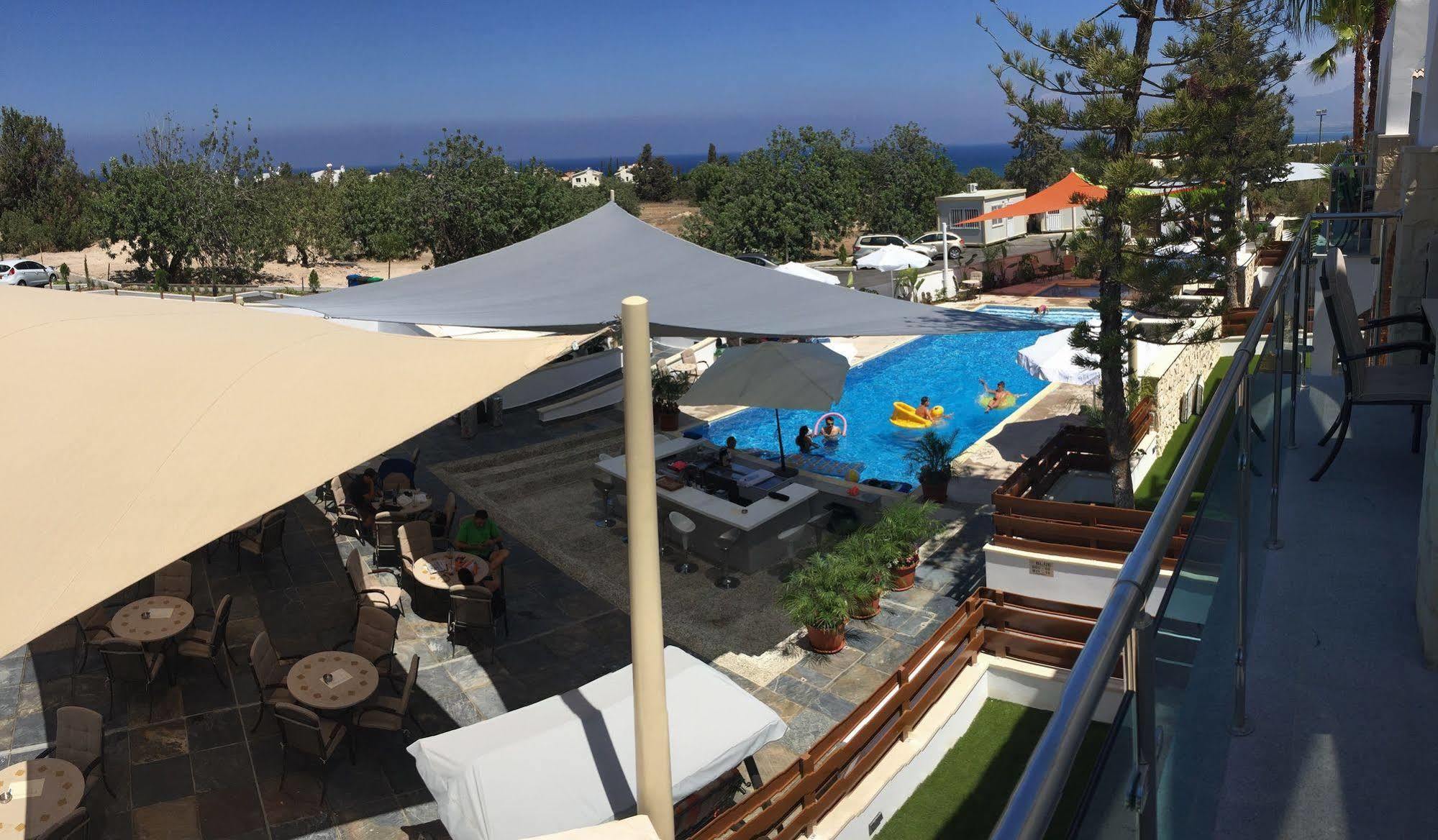 Latchi Escape Hotel And Suites Polis Exterior photo