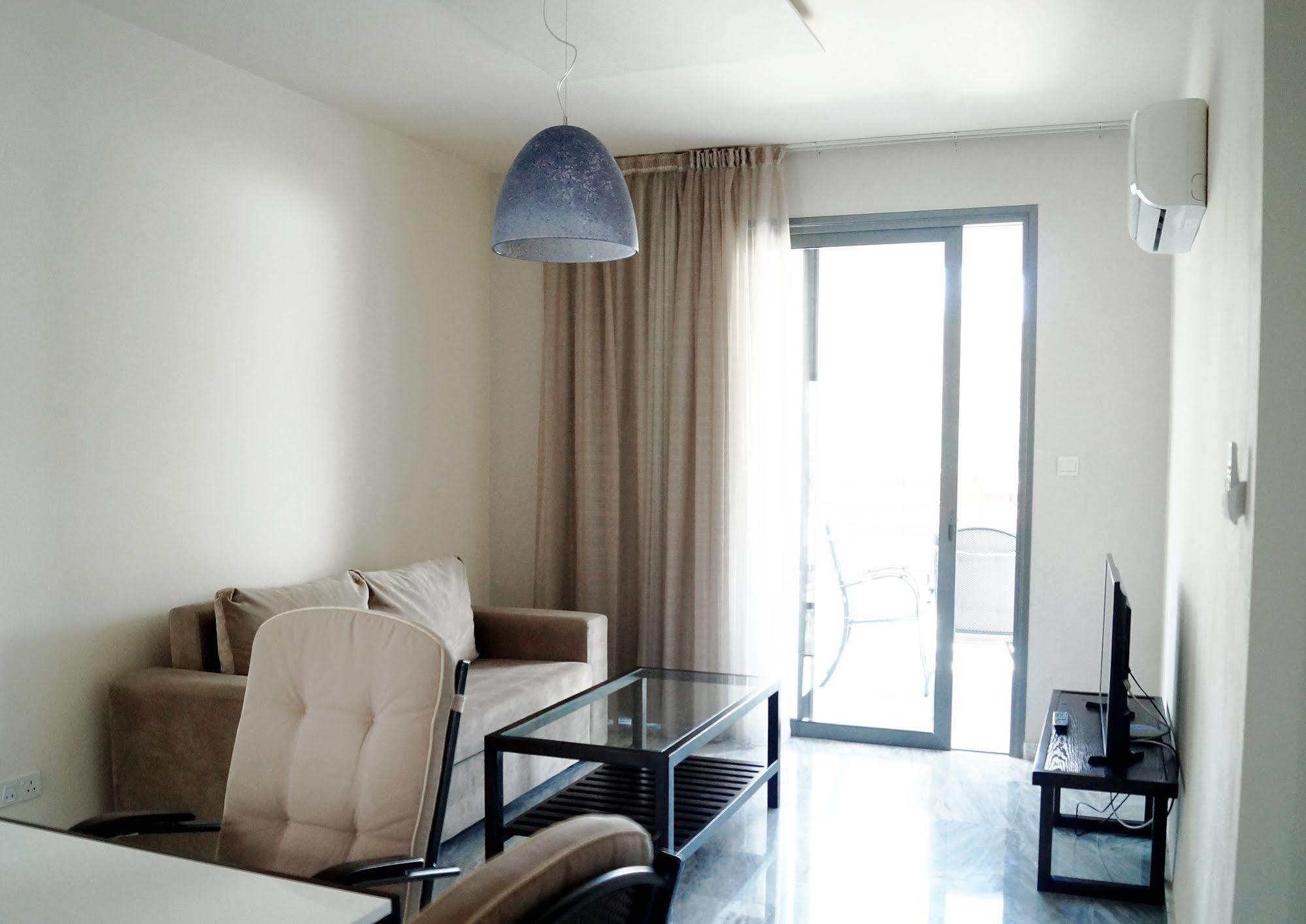 Latchi Escape Hotel And Suites Polis Exterior photo