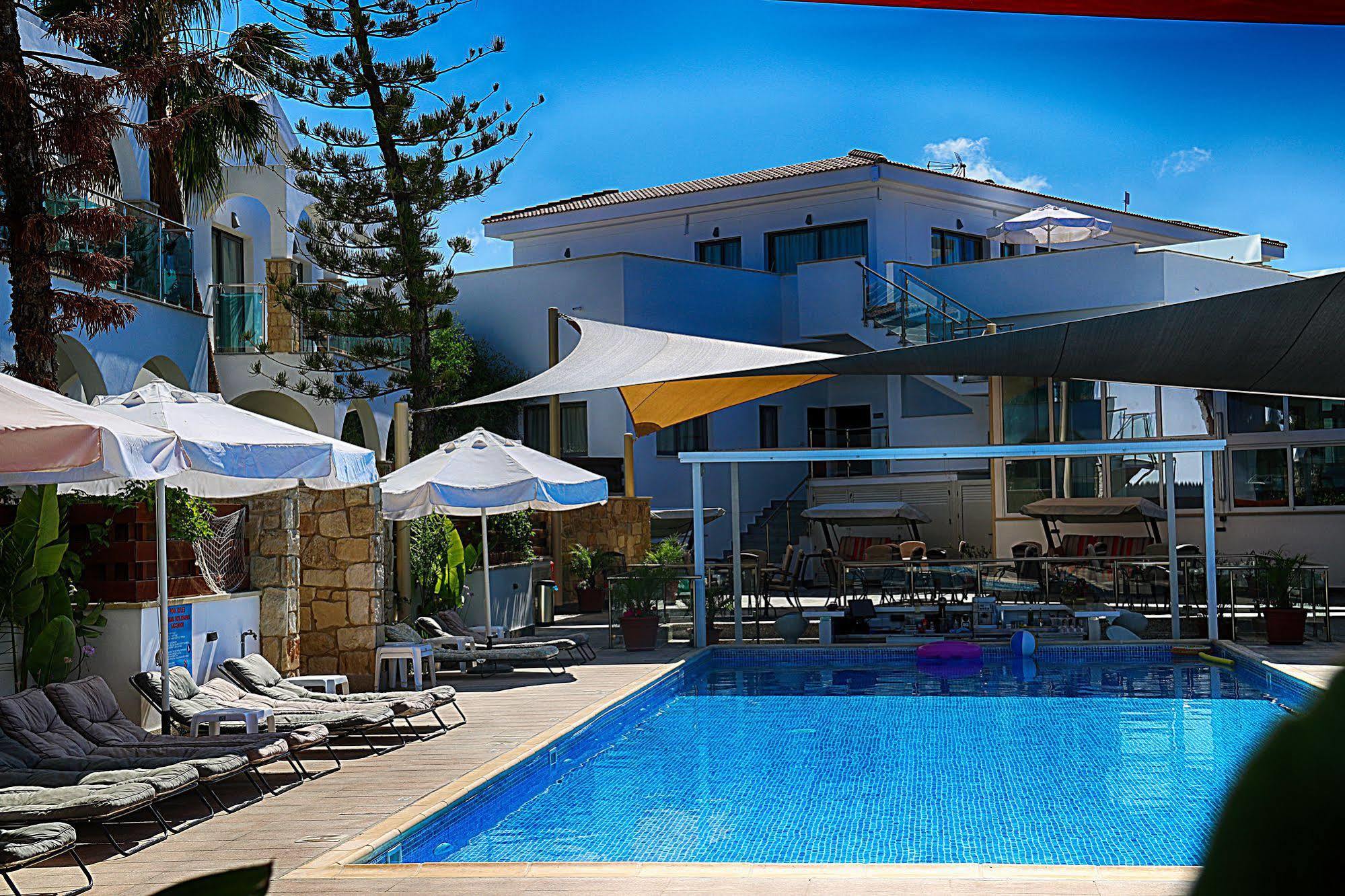 Latchi Escape Hotel And Suites Polis Exterior photo